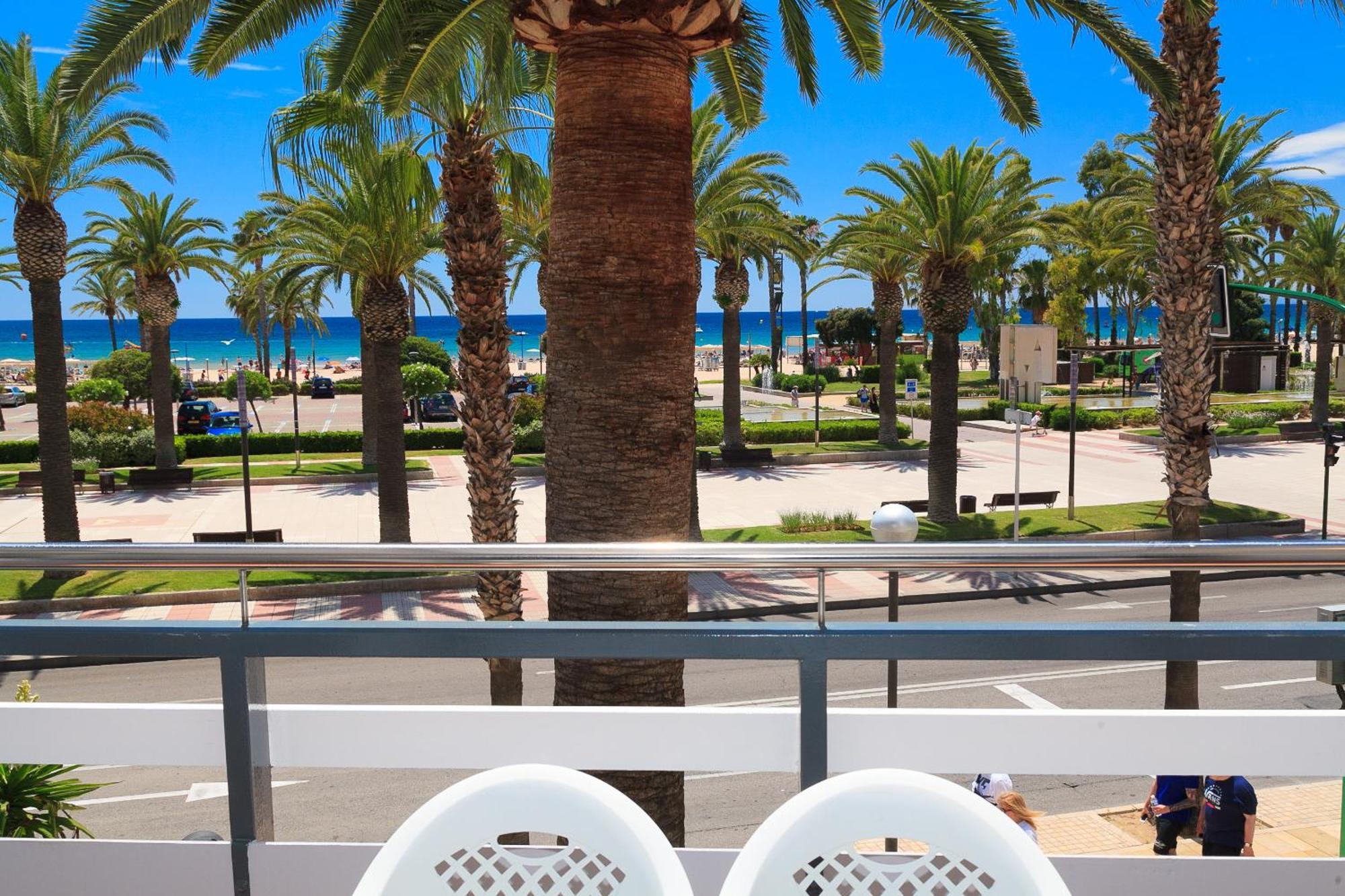 Uhc Rodas Apartments Salou Habitación foto